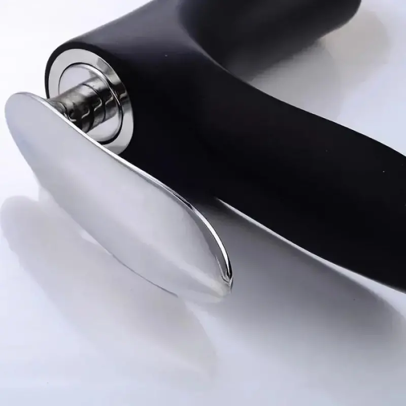 Previzualizare 2: Baterie Lavoar, Alama Sanitara, Negru, OD/2024