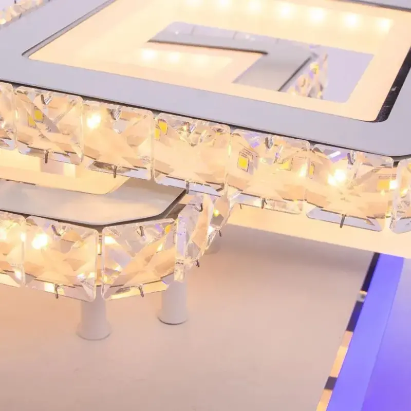 Previzualizare 2: Lustra LED cu telecomanda si cristal LEILA 87W, 3 Patrate, lumina Rece/Calda/Neutra, Dimabila, Alb