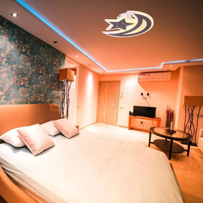 Previzualizare 2: Lustra LED ELLY 36W, Luna si Stea, lumina Rece/Calda/Neutra, Maro