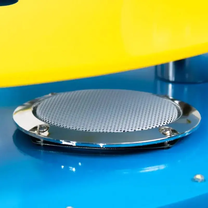 Previzualizare 3: Lustra copii BETI cu Glob Pamantesc Rotativ, 3xE27, Boxa Bluetooth Integrata, Albastru