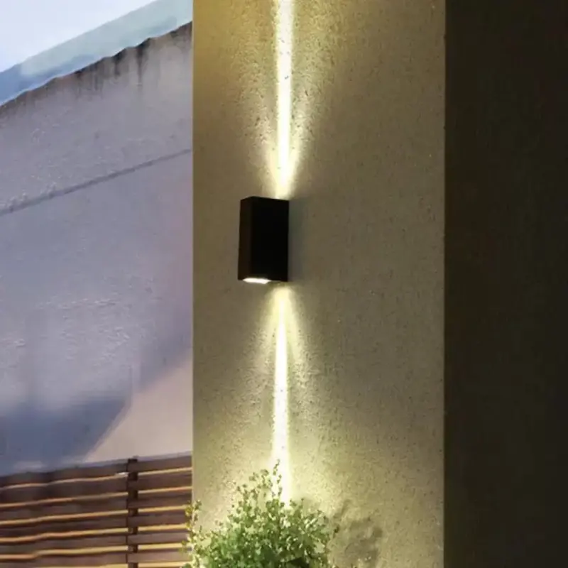 Previzualizare 2: Aplica LED Exterior Celsis 6W Negru