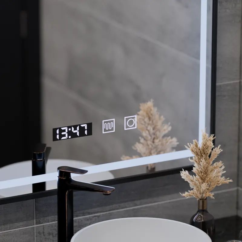 Previzualizare 2: Oglinda LED Touch LUCIDA Sistem Dezaburire, Ceas si Temperatura 50x70 cm Rama Negru Brushed