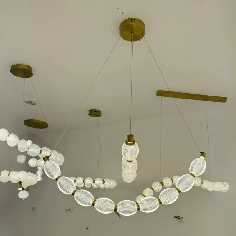 Previzualizare 2: Lustra LED suspendata FAUSTO, 48W, lumina Rece/Calda/Neutra, Inaltime Reglabila, Auriu