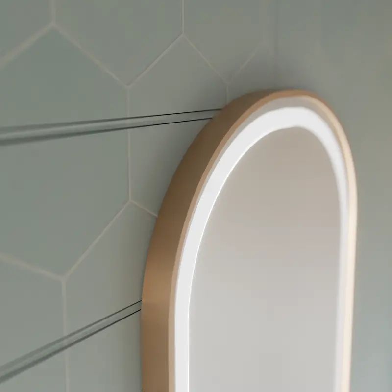 Previzualizare 4: Oglinda LED Touch Siegfried Sistem Dezaburire, Ceas si Temperatura, 45x90cm, Rama Auriu Brushed, Lumina Calda Neutra Rece 3000K/4000K/6000K